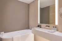 Radisson Beach Resort Palm Jumeirah