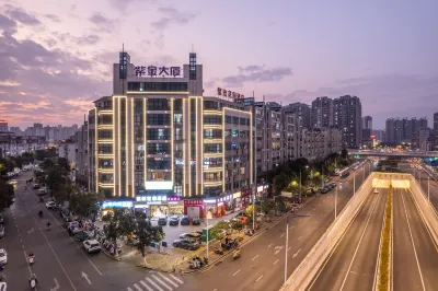 Zixin Garden Hotel (Ganzhou Station Vientiane City Branch) Hotels near Jiangnan Songcheng Historical And Cultural Tourism Area