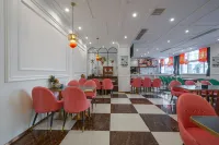James Joyce Coffetel (Tianjin Binjiang Road 5th Avenue Yingkou Road Subway Station) 톈진 호텔