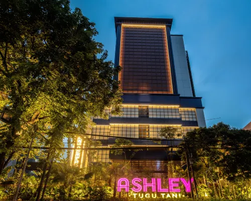 門騰農民紀念碑Ashley酒店 鄰近铭登区的酒店