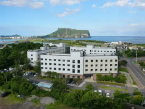 濟州普雷斯露營區 鄰近涉地可支的酒店