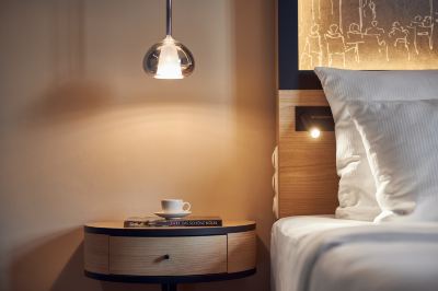 タワーデュプレックスジュニアスイート(キング) ワッサートゥルム ホテル ケルン キュリオ コレクション by ヒルトンの写真