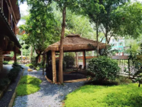 BamabainiaozhuangHotel Hotels in Bama