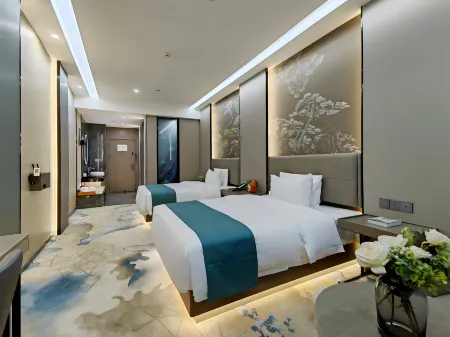 Disiya Hotel (Nanning Anji Avenue No. 33 Middle School Subway Station Branch) Отели рядом с достопримечательностью «Guangxi Electric Polytechnic Institute»