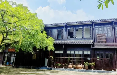 Tuxin Homestay (Chongqing Jindaoxia Pianyan Ancient Town) Отели рядом с достопримечательностью «Ущелье золотых ножей»