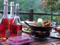Yingshan Crescent Moon Homestay