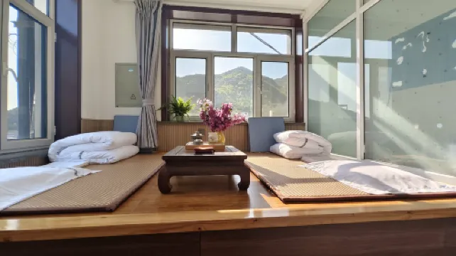 Weilu Yehua Hot Spring Guild Hall