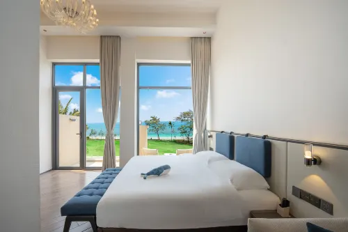 WeiZhou Island Villa Indigo Seaview Resort