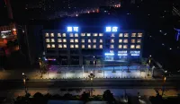 Manco Resort & Hotel Jinzhou Hotellit kohteessa Taihe District