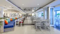 Andamantra Resort and Villa Phuket - Bar