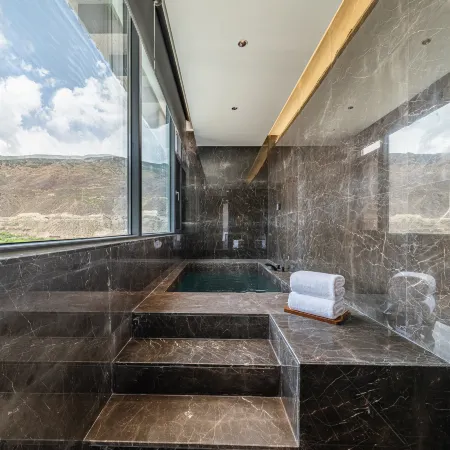 MINYOUN REZEN HOTEL