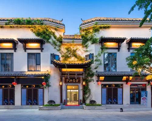 HuXiang Inn Hotels in HongJiang