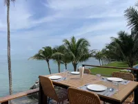 X-Sea Khanom Harbor Bay Resort - breakfast