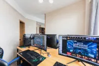 Linhai Ruiqian Esports Hotel