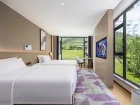 โรงแรมลาวานด์ (เมืองซินตูเฉียว คังติ้ง)