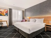 Furama Darling Harbour Hotels near Chinatown Sydney