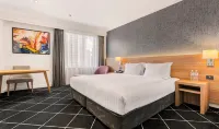 Furama Darling Harbour