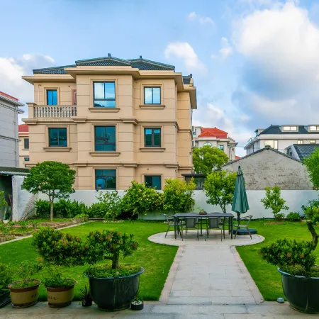 Zhujiajian Zailushang Homestay.