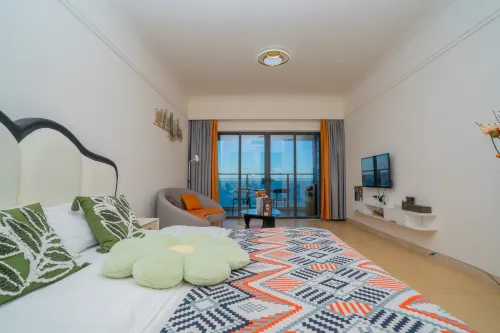 Yangjiang Hailing Island Poly Shili Yintan Fourth Quarter Holiday Apartment