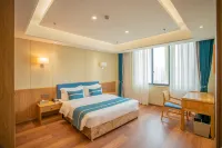 Lupan Hotel (Luzhou Vocational School New Campus High Speed Railway Station) Hotels in Luzhou