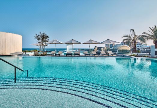 신라스테이 플러스 이호테우 오션 프론트 외관