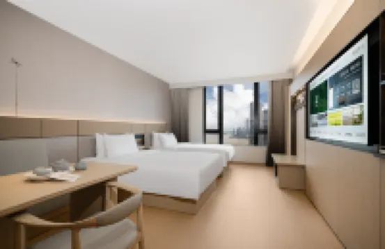 JI Hotel (Zhuhai Wanzai Port International Convention and Exhibition Center) Hotels near Hengqin Port