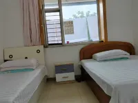 Yichun Xinxin Fashion Inn