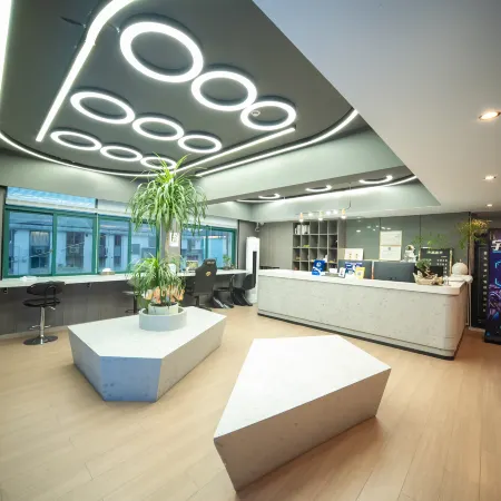 Kaidun Esports Hotel (Jiaxing Pinghu Donghu Scenic Area Branch)