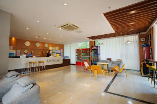 Junyi Chain Hotel Hotels in Jinan