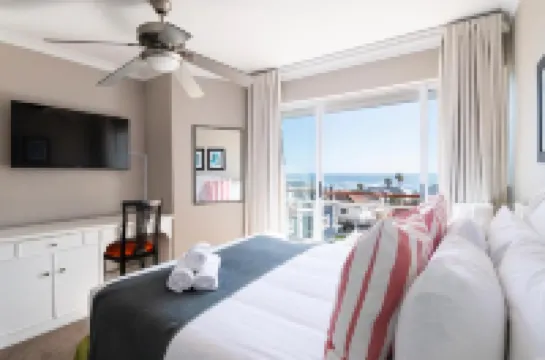 The Bantry Aparthotel by Totalstay