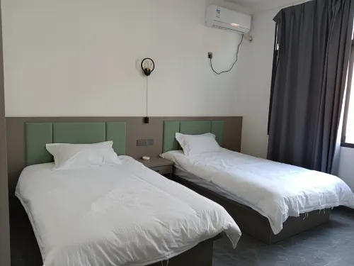 Jiangshan Fengling Homestay