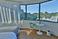 Leshan Futai Homestay (Zhanggong Bridge) - balcony