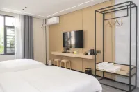 Quanzhou Qiwen Hostel (Quanzhou Ancient City West Street Store) Отели рядом с достопримечательностью «Западное озеро Парк»