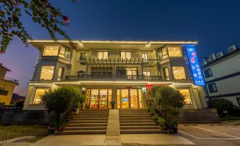 Wuyi Mountain Wangjing Resort Hotel - Housity