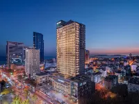 Madison Hotel Qingdao City Center (May Fourth Square) Hoteles cerca de Templo Zhanshan