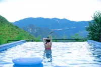Yunhai Jiangnan Tianchi Light Luxury Holiday Guesthouse