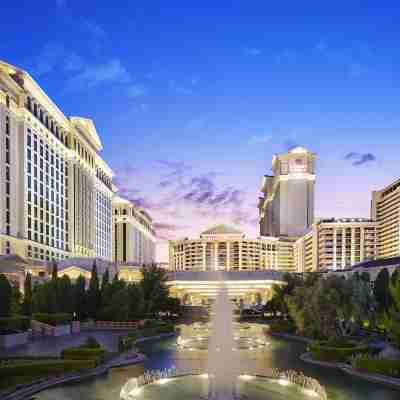 Nobu Hotel at Caesars Palace Hotel Exterior
