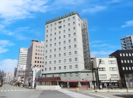 Island Hotel Отели рядом со станцией Нагано