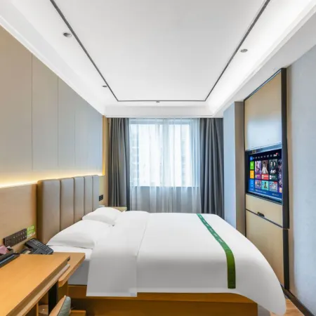 GreenTree Zhixuan Hotel (Huaibei Bus South Station Wanmao Plaza)