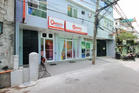 RedDoorz near Zobel Roxas St