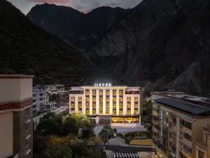 Senge Hotel