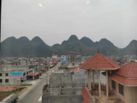 Chunlei Business Hotel