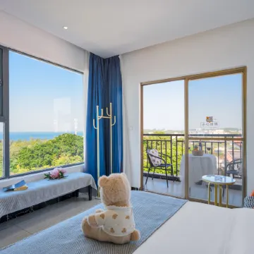 Aishang Sunset Seaview Hotel, Weizhou Island Отели рядом с достопримечательностью «Moon Square»