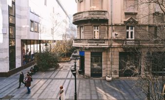 Black Gallo Residences