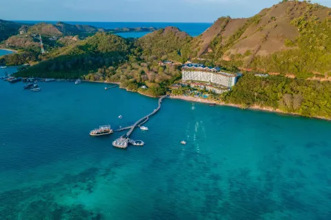 AYANA Komodo Waecicu Beach