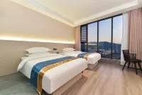 Xiyue Xijiang Hotel (Qianhu Miaozhai West Gate Tourist Service Center)