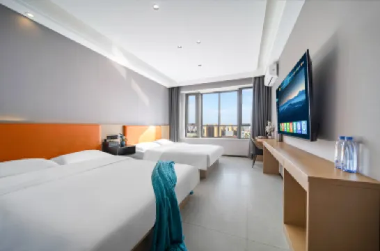 Zicheng Hotel (Provincial Orthopaedics Hospital Subway Station High-speed Railway East Station) โรงแรมใน