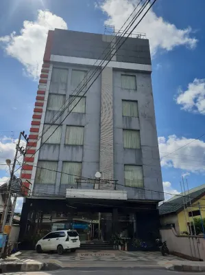 Gold Inn Hotel Hotels in Mentawa Baru Hulu
