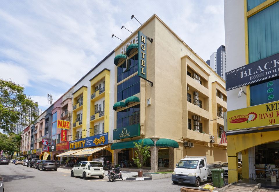 hotel overview picture