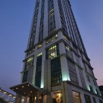 Lumen Bangkok Srinakarin Отели рядом с достопримечательностью «Торговый центр Seacon Square»